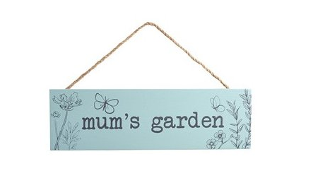Hanging wooden sign, Mum's Garden